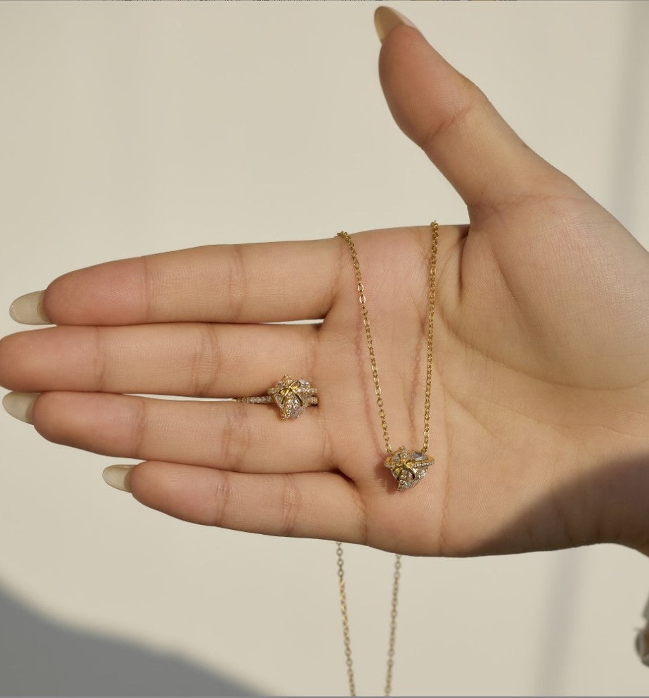 Eternally love™ | Eternal Heart Promise Necklace